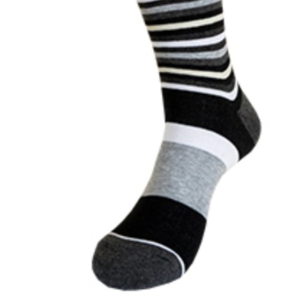 Robert Lewis Silver Bow Tie Hanky Socks Box 3 Set - Picture 5 of 7